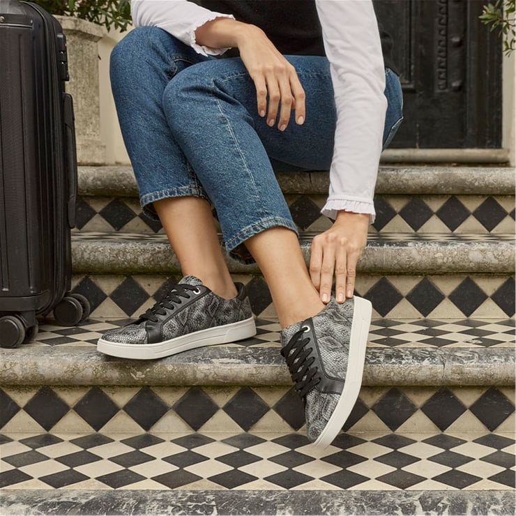 Eve Trainers