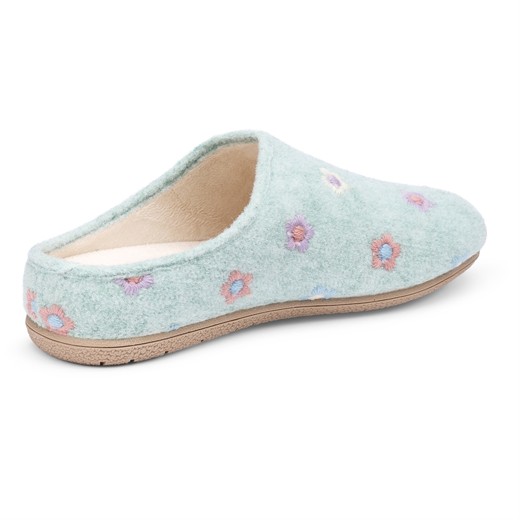 Season Slippers