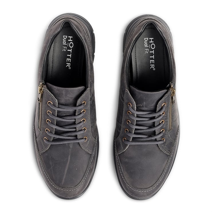 Finn Trainers