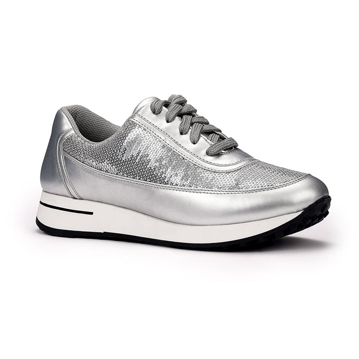 Gleam Trainers