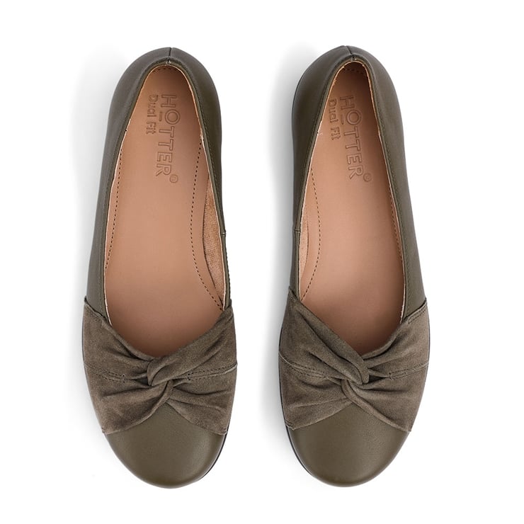 Lark Shoes