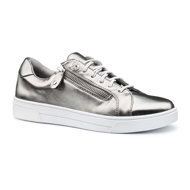 Leonie Trainers