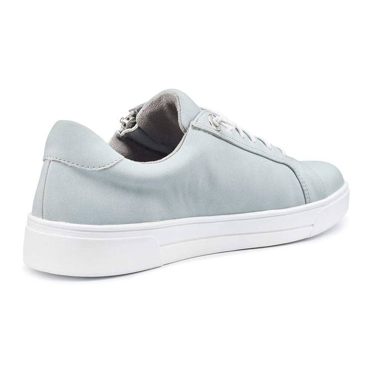 Leonie Trainers