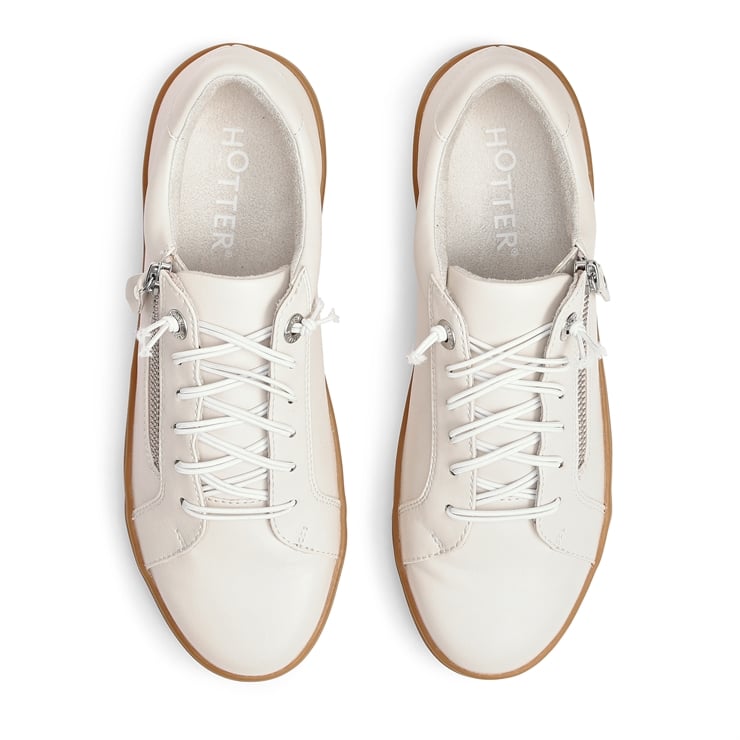 Leonie Trainers