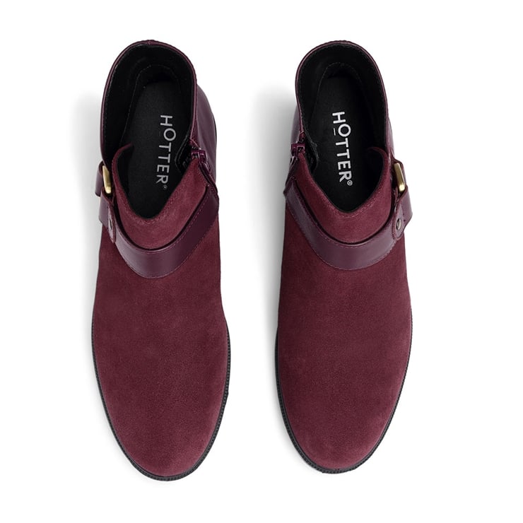 Linton Boots