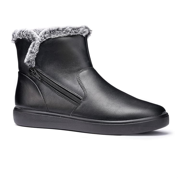 Manor Boots