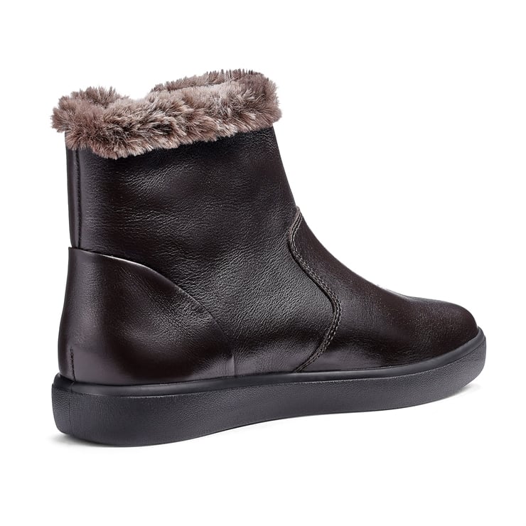 Manor Boots