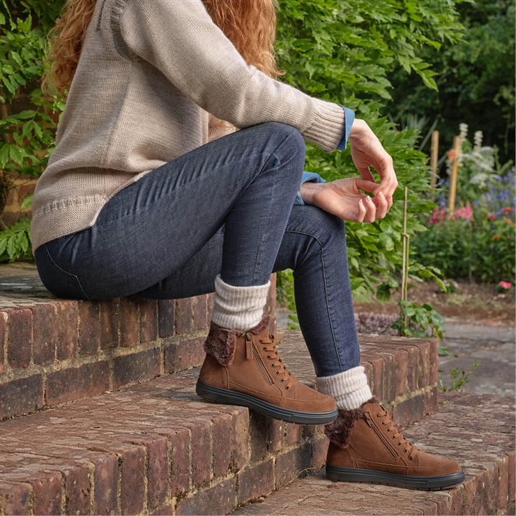 Rapid III Boots