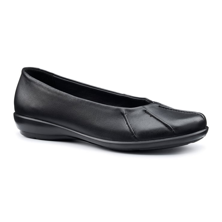 Rhea Shoes