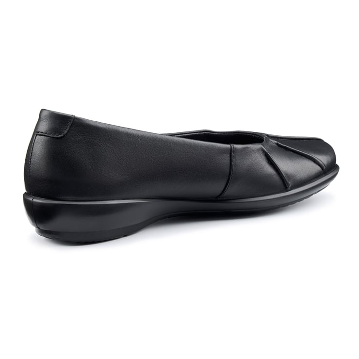 Rhea Shoes