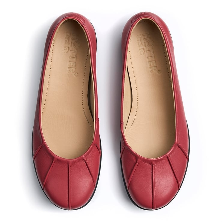 Rhea Shoes