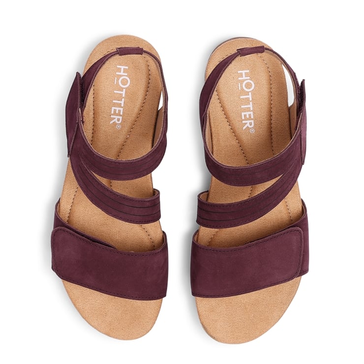 Ruen Sandals