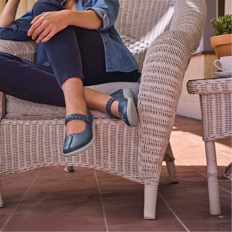 Shake II Shoes