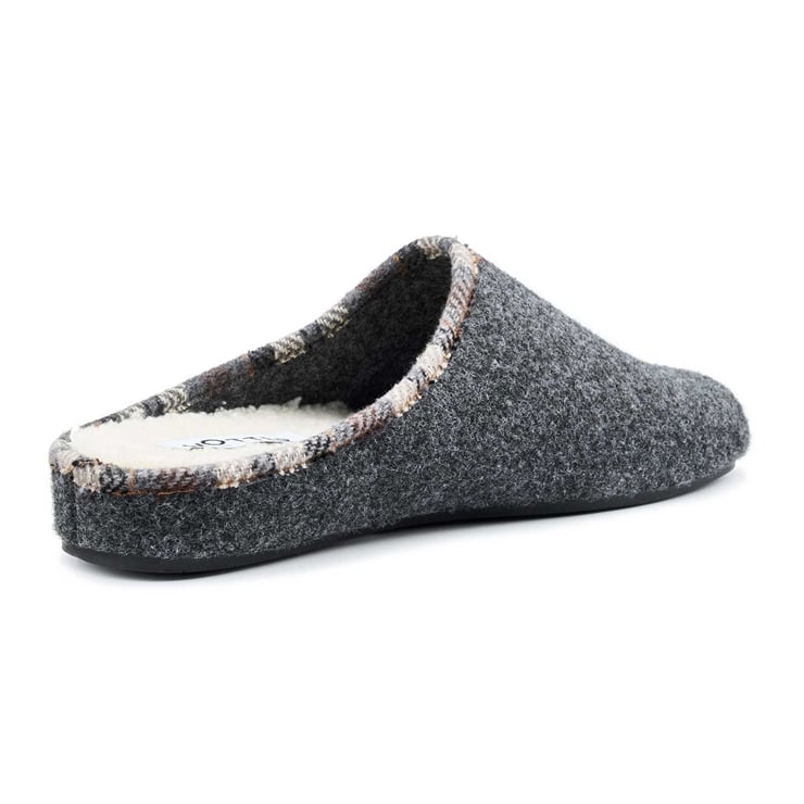 Snooze Slippers