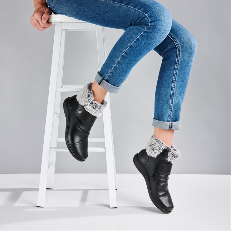 Stirling Boots