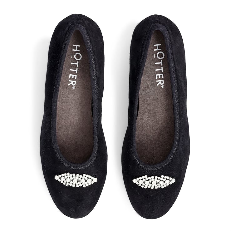 Strut Heels