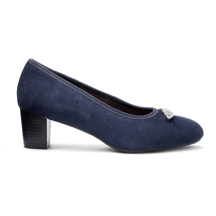 Strut Heels