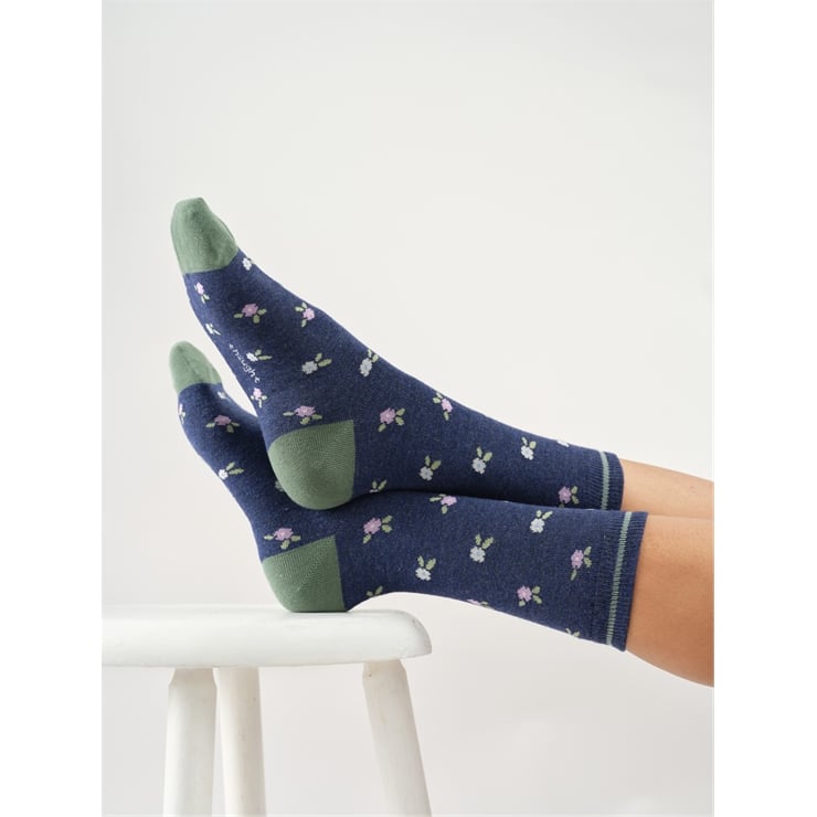 Tiny Bloom socks