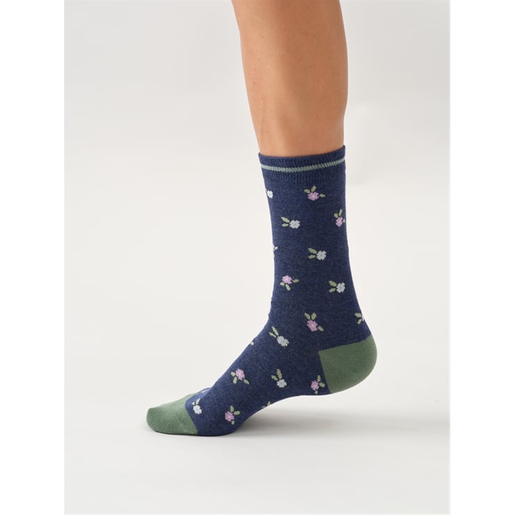 Tiny Bloom socks