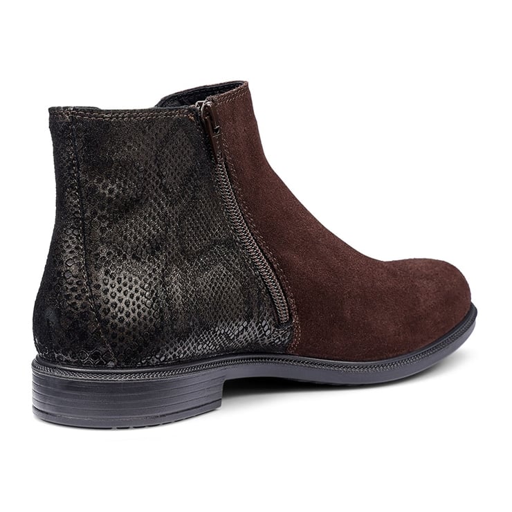 Tenby Boots