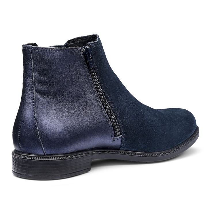 Tenby Boots