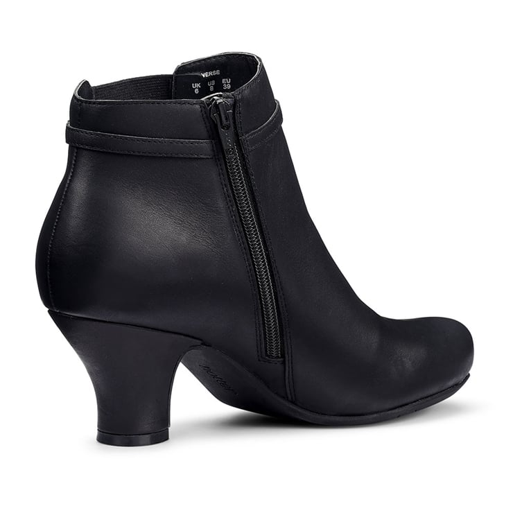 Verse Boots