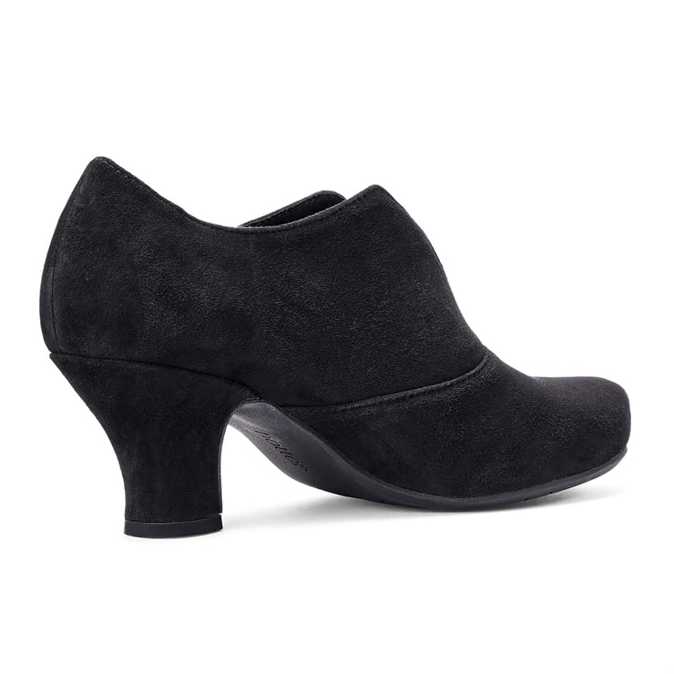 Waltz Heels