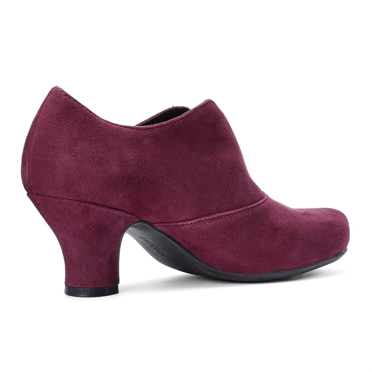 Waltz Heels