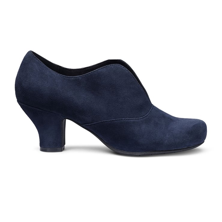 Waltz Heels