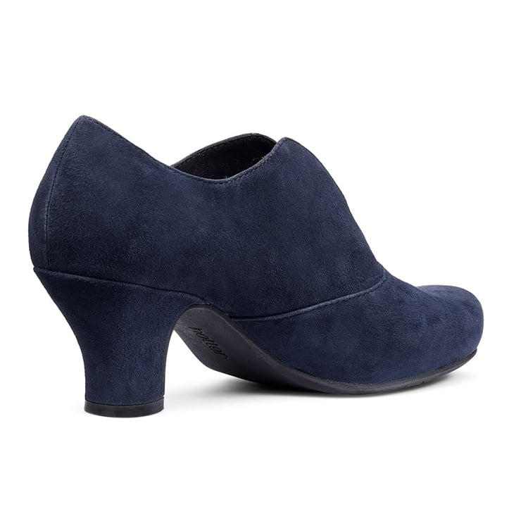 Waltz Heels