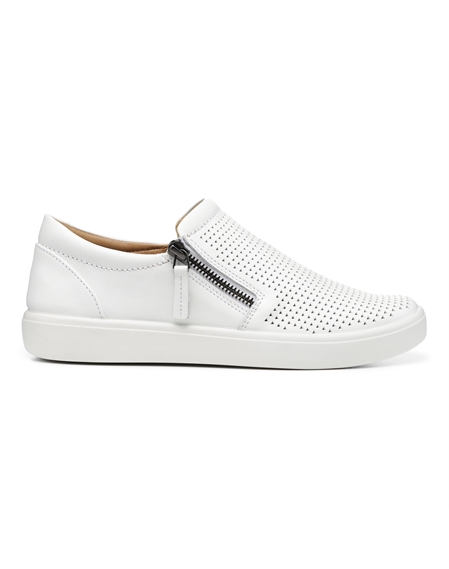 Daisy Trainers